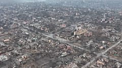 دمرت بخموت التي تشهد مواجهات عسكرية منذ نحو 10 أشهر بشكل نهائي