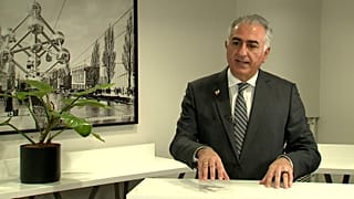 رضا پهلوی، فرزند آخرین پادشاه ایران