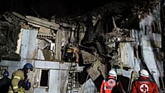 Seit Ausbruch des Krieges greift Russland mit Raketen- und Artillerie auch zivile Ziele an, darunter auch Wohnhäuser.