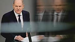 Olaf Scholz bei der Regierungserklärung im Bundestag in Berlin