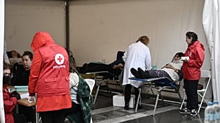 По словам представителей греческого отделения Красного Креста за день было собрано 270 контейнеров с донорской кровью.
