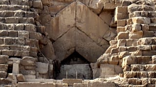 ورودی هرم بزرگ جیزه