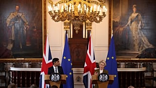 Primeiro-ministro britânico com a presidente da Comissão Europeia, em Londres, para fecahr o acordo