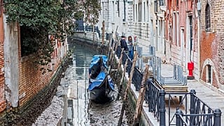 During January and February, there is usually a period of a few days when the water levels of Venice’s canals drop.   -  