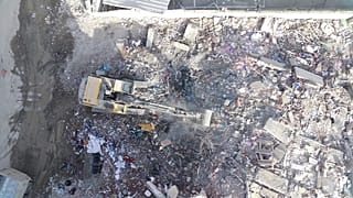 Adıyaman'da enkaz kaldırma çalışmaları sürüyor