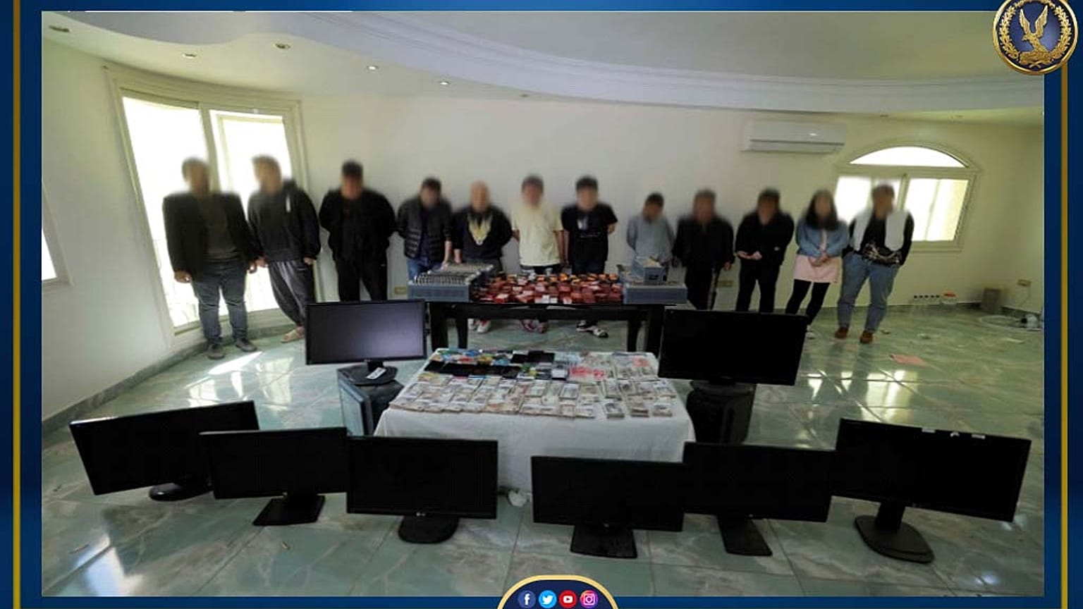 الأشخاص الذين تم إلقاء القبض عليهم بتهمة الاحتيال 