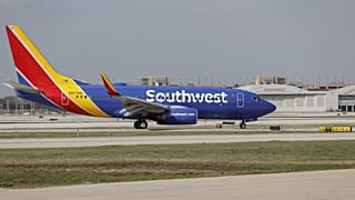 صورة من الارشيف- بوينغ 737-700 تابعة لشركة ساوث ويست