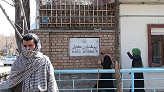 Afganistan'da üniversiteler kız öğrenciler olmadan eğitime başladı