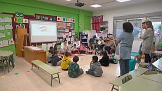 Estos niños huérfanos fueron reconocidos como víctimas de violencia de género hasta 2015