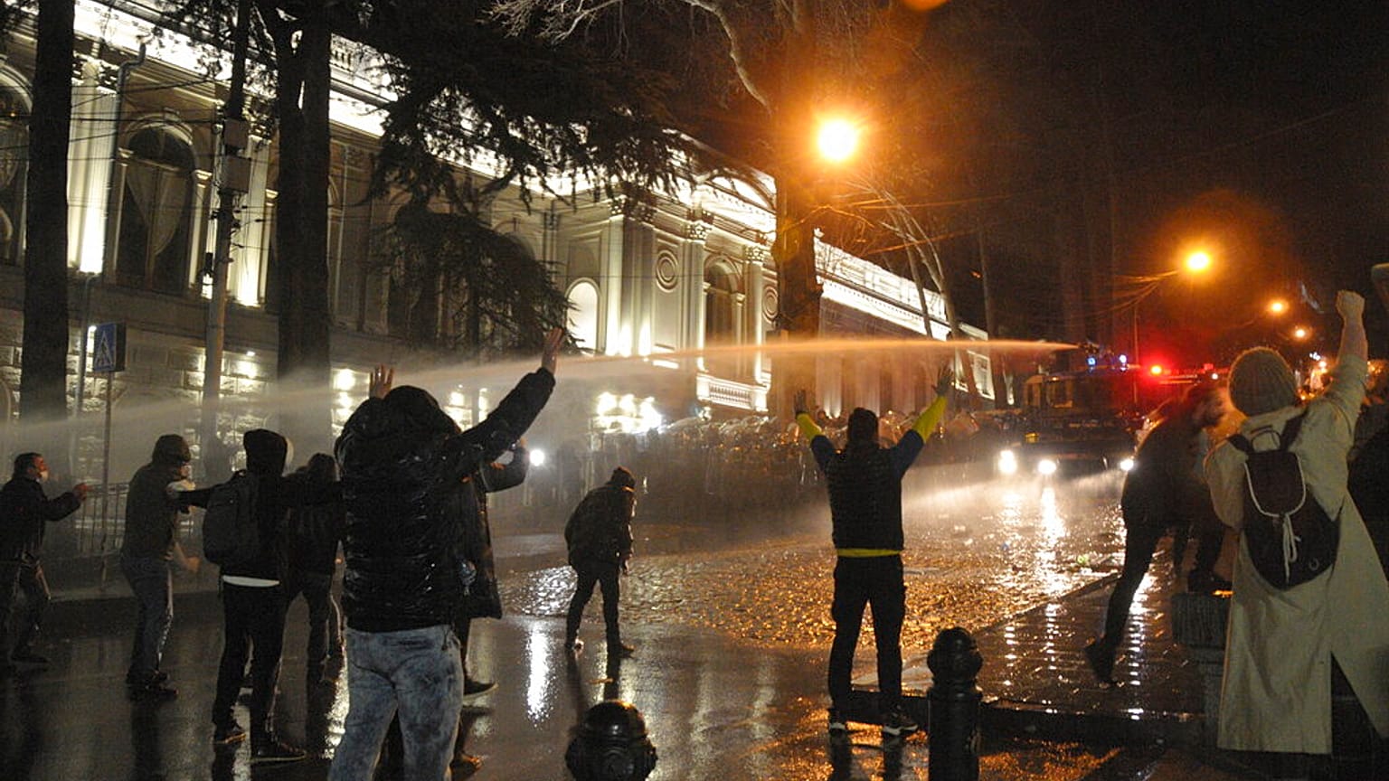 Georgia, proteste a Tbilisi contro la legge sugli "agenti stranieri"