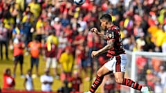 اللاعب السابق لنادي فلامنغو جواو فيكتور غوميش دا سيلفا - أرشيف