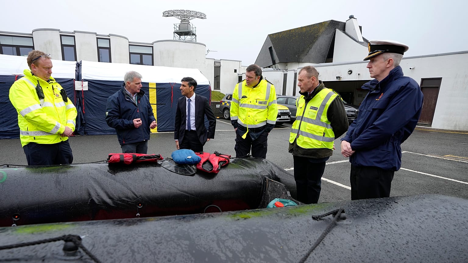 Der britische Premierminister Rishi Sunak am 7. März 22 in Dover.