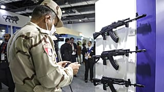 Exposition EDEX sur la défense en Égypte, le 30 novembre 2021, le Caire