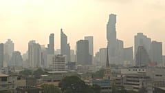 Bangkok et ses 11 millions d'habitants vit depuis le début de la semaine dans un brouillard opaque 