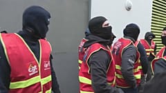Streikende in Saint-Denis
