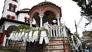 Yunanistan'daki tren kazasında yaşamını yitiren 23 yaşındaki Ifigenia Mitska'nın  Ortodoks Kilisesi'nde düzenlenen cenaze töreni 