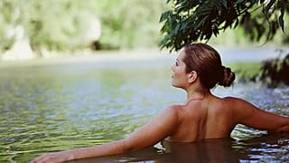 عکس تزئینی است