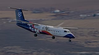 Largest hydrogen regional airliner Lightning McClean has successfully completed its historic first test flight in the US.