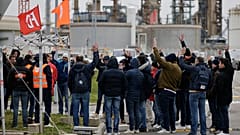Die bestreikte Raffinerie in Donges am Freitag 10. März 2023