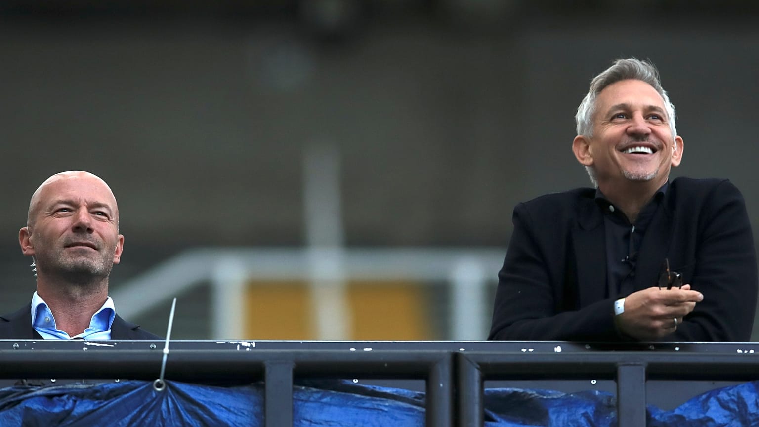 Gary Lineker (sağda)