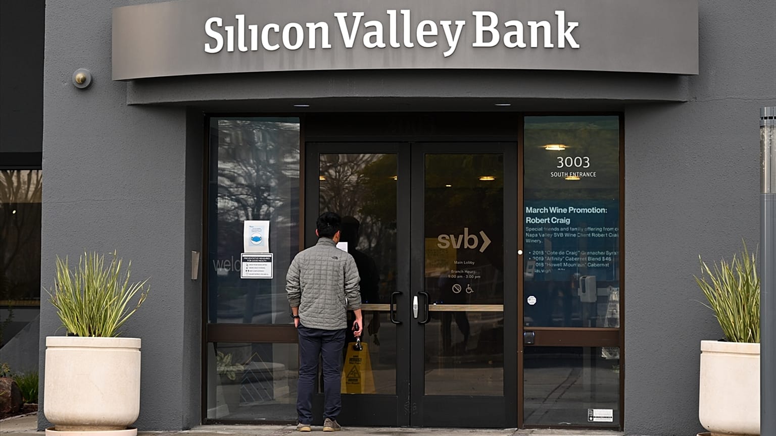 ABD'de Silikon Vadisi Bankası iflas etti