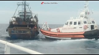 Capture d'écran d'une vidéo des garde-côtes italiens, samedi 11 mars 2023.