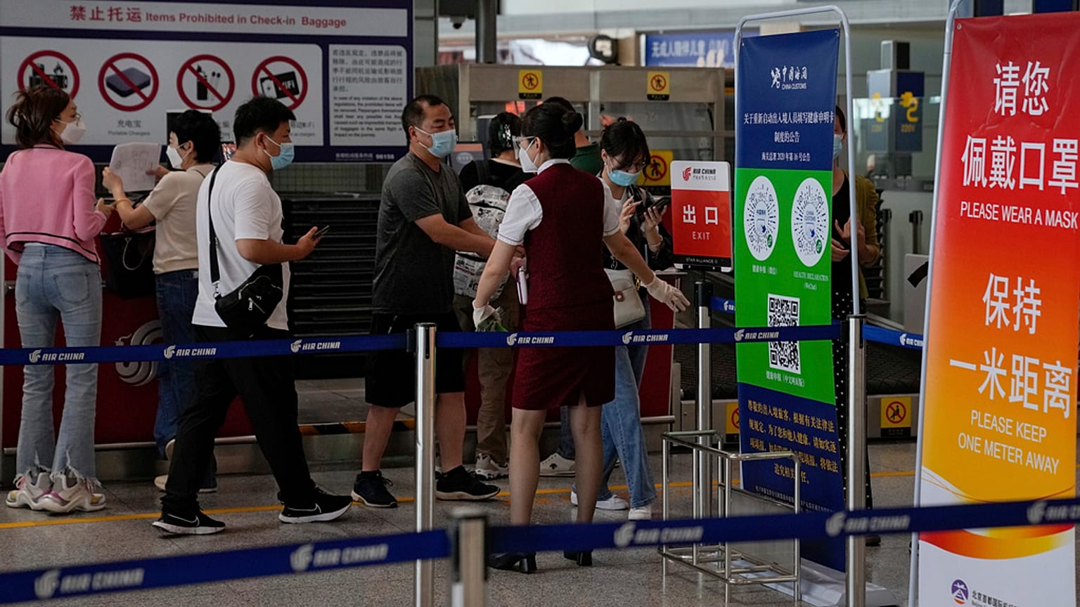 Çin, Covid-19'dan sonra ilk kez sınırlarını yabancı turistlere açıyor