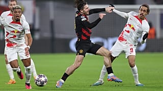 ManchestersJack Grealish setzte sich im Hinspiel mit dem Leipziger Yussuf Poulsen auseinander