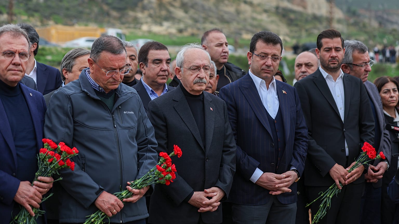 Hatay Belediye Başkanı Lütfü Savaş, Millet İttifakı Cumhurbaşkanı Adayı Kemal Kılıçdaroğlu ve İstanbul Büyükşehir Belediye Başkanı Ekrem İmamoğlu Hatay'daydı. 