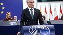 Der litauische Staatspräsident Gitanas Nauseda hält seine Rede während einer Debatte im Europäischen Parlament, 14. März 2023 in Straßburg.