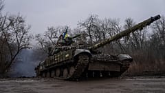 Ukrán tank Bahmut közelében március 8.-án