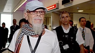 Gary Glitter has been recalled to jail for breaking his licence conditions