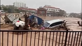 Cars swept away in Sanliurfa province, Turkey, 15/03/2023