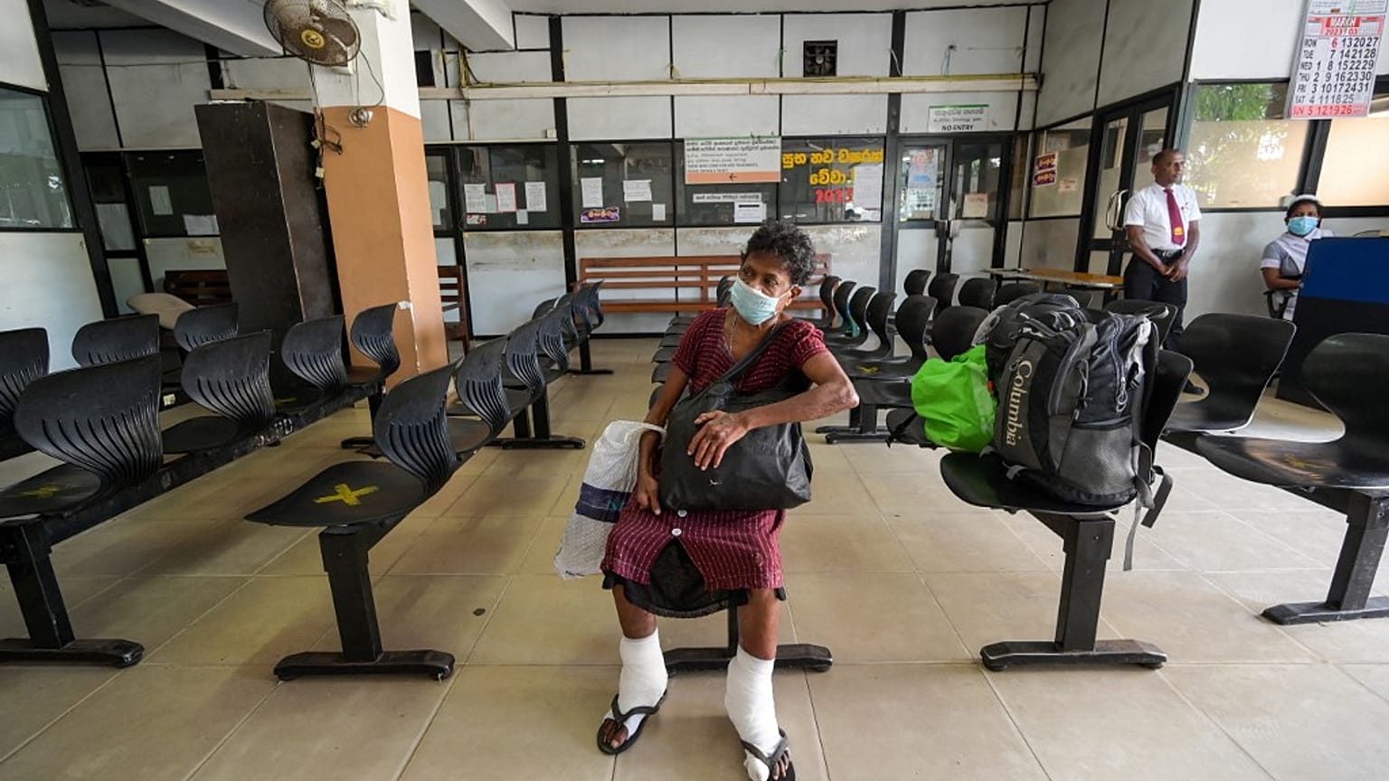 Lo sciopero generale nello Sri Lanka ha bloccato anche i trasporti