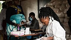 In Malawi war der Gesundheitssektor bereits vor dem Zyklon von einem Cholera-Ausbruch geschwächt.