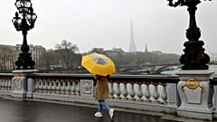In Frankreich klären die öffentlich-rechtlichen Fernsehsender künftig stärker über die Klimakrise auf. 