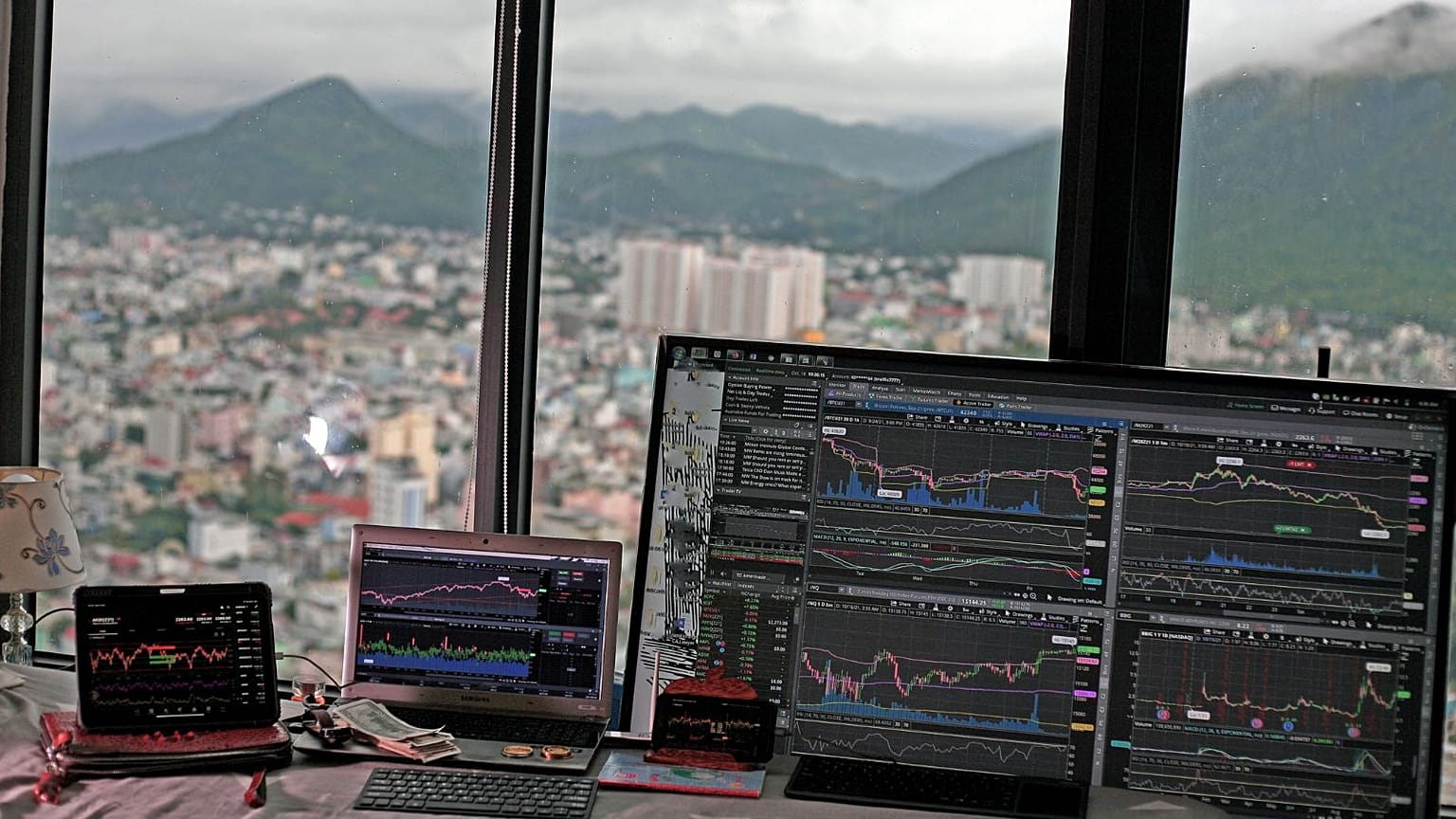 Silicon Valley Bank's collapse sparks advocacy for cryptocurrency