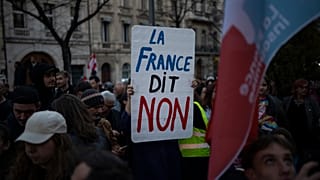 Des manifestants contre la réforme des retraites