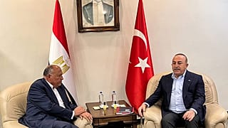 لقاء وزير الخارجية المصري مع نظيره التركي في 27 فبراير إثر الزلزال الذي ضرب البلاد