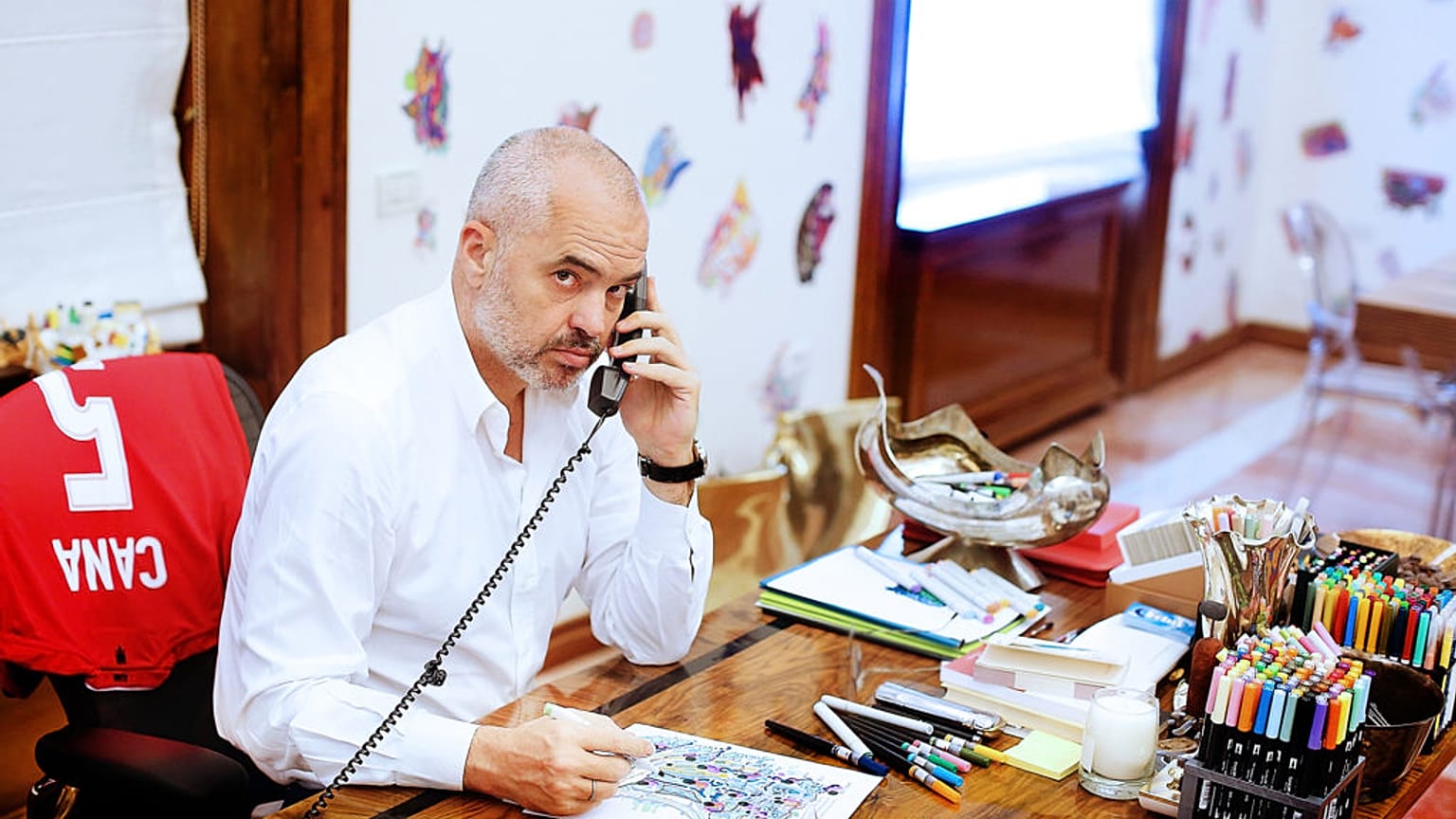 Ο ΕΝΤΙ ΡΑΜΑ ΕΠΙ ΤΩ ΕΡΓΩ