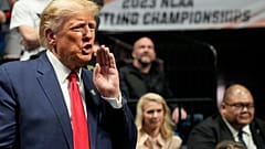 Дональд Трамп на чемпионате по реслингу в Талсе, Оклахома