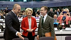 Ούρσουλα φον ντερ Λάιεν και Μεβλούτ Τσαβούσογλου