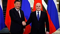  Xi Jinping und Michail Mischustin