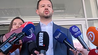 Яков Милатович представляет партию «Европа сейчас!»
