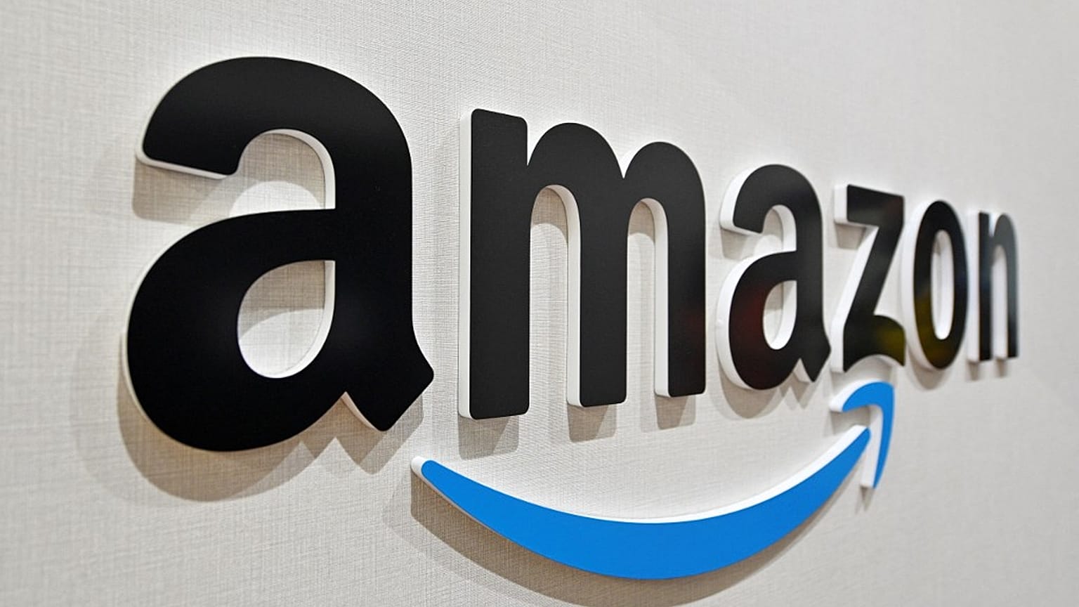 Amazon sene başından beri toplamda 27 bin kişiyi işten çıkarıyor