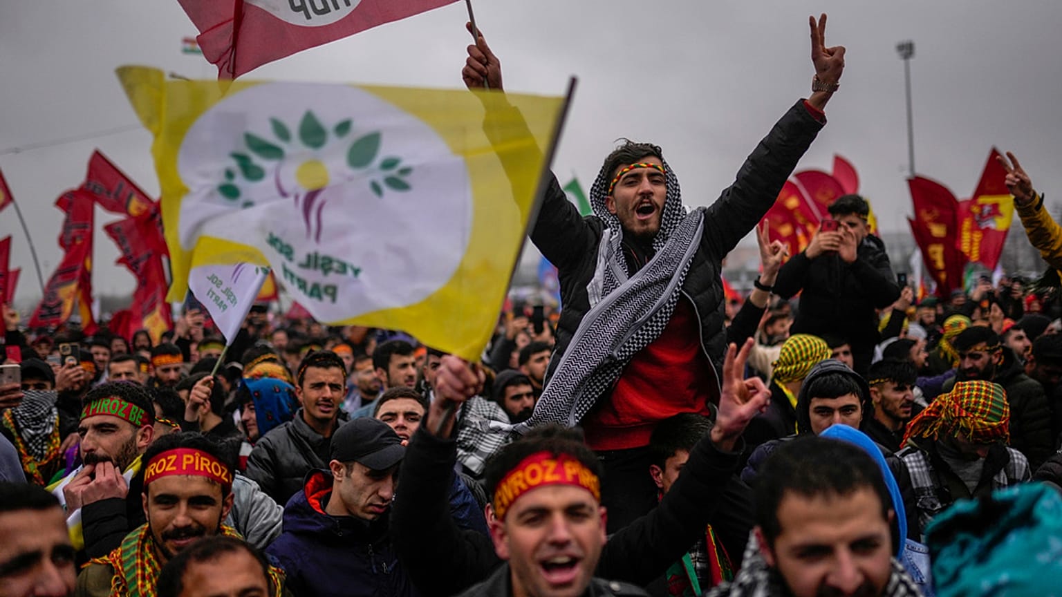 Υποστηρικτές του φιλοκουρδικού κόμματος HDP στην Τουρκία