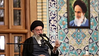 المرشد الأعلى لإيران خلال خطاب اليوم في مشهد