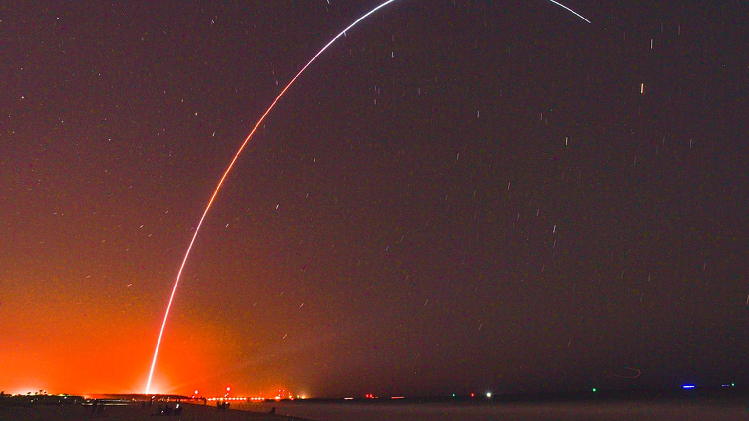 Ракета Terran 1 компании Relativity Space стартует со стартового комплекса 16 на космодроме на мысе Канаверал, штат Флорида, 22 марта 2023 года