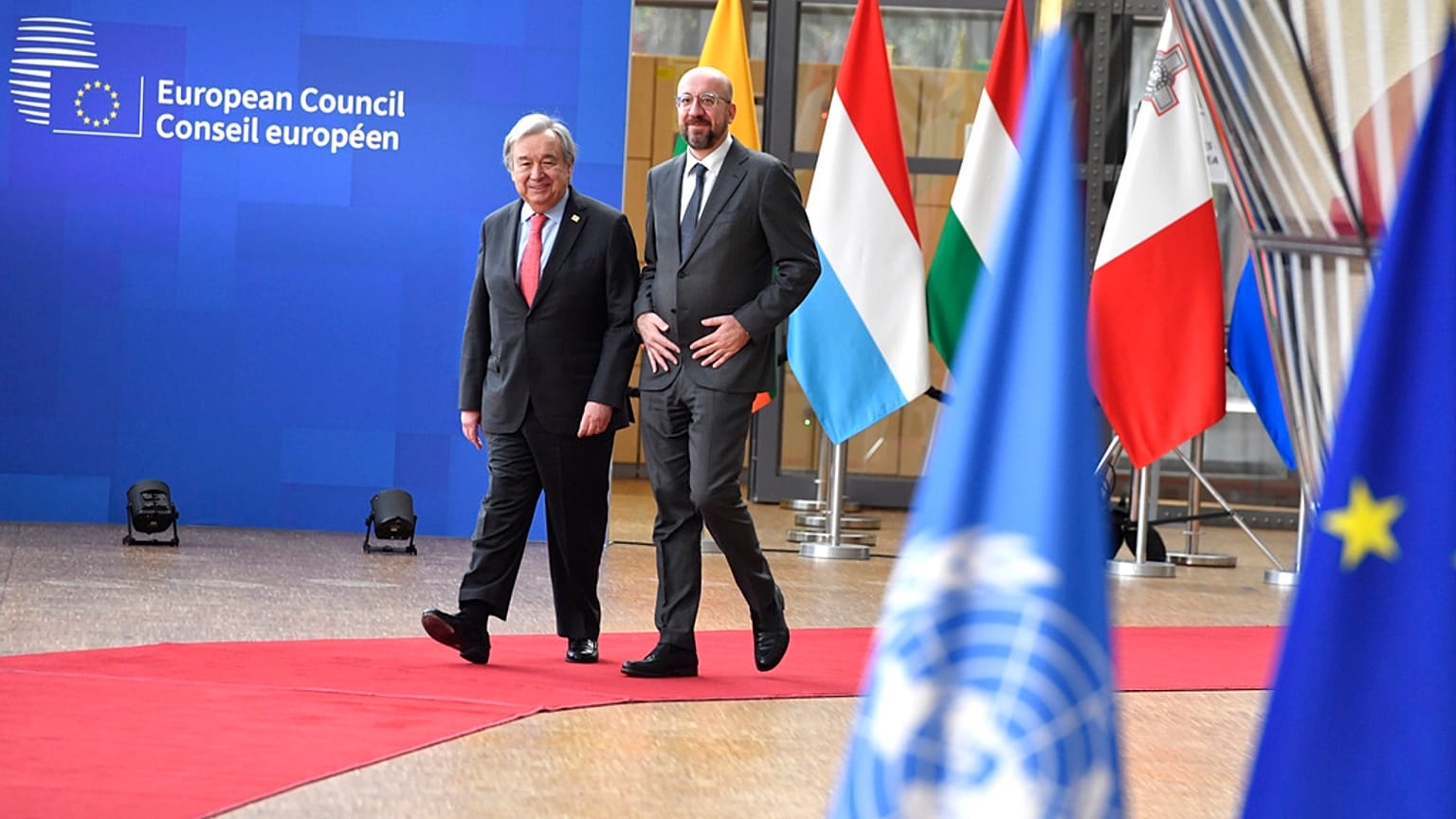 AB Konseyi Başkanı Charles Michel'in başkanlık edeceği toplantının ilk bölümüne Birleşmiş Milletler (BM) Genel Sekreteri Antonio Guterres de katılıyor