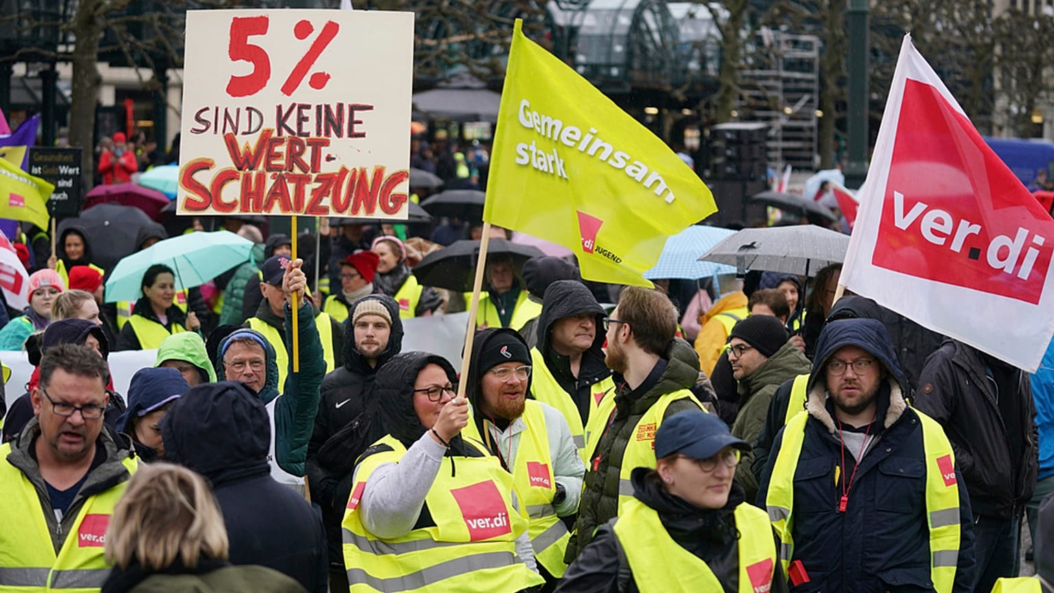 A Ver.di német szakszervezet 2,5 millió közalkalmazottat képvisel 